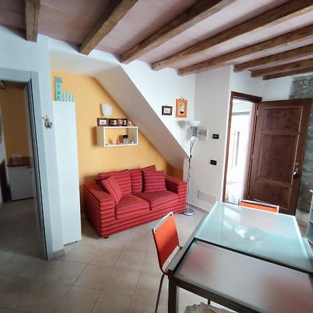 קורניליה Il Gabbiano Apartment מראה חיצוני תמונה