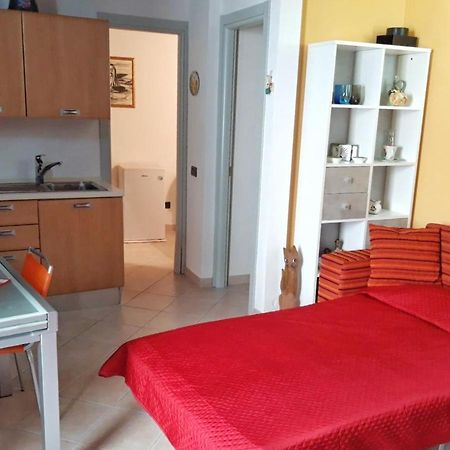 קורניליה Il Gabbiano Apartment מראה חיצוני תמונה