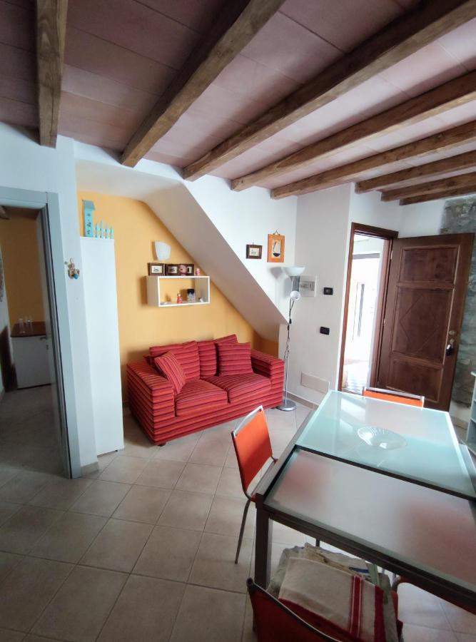 קורניליה Il Gabbiano Apartment מראה חיצוני תמונה